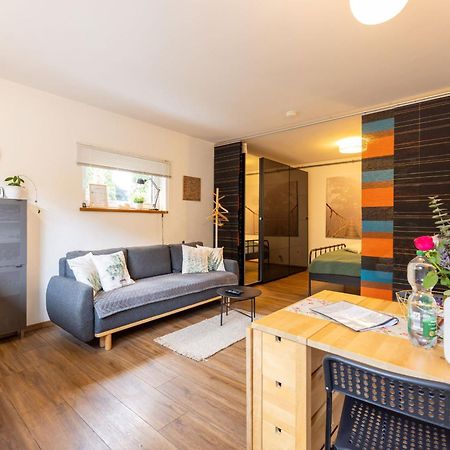 Ideal Fuer Kurze Aufenthalte - Gemuetliches 1-Zimmer-Apartment Adelsdorf Εξωτερικό φωτογραφία