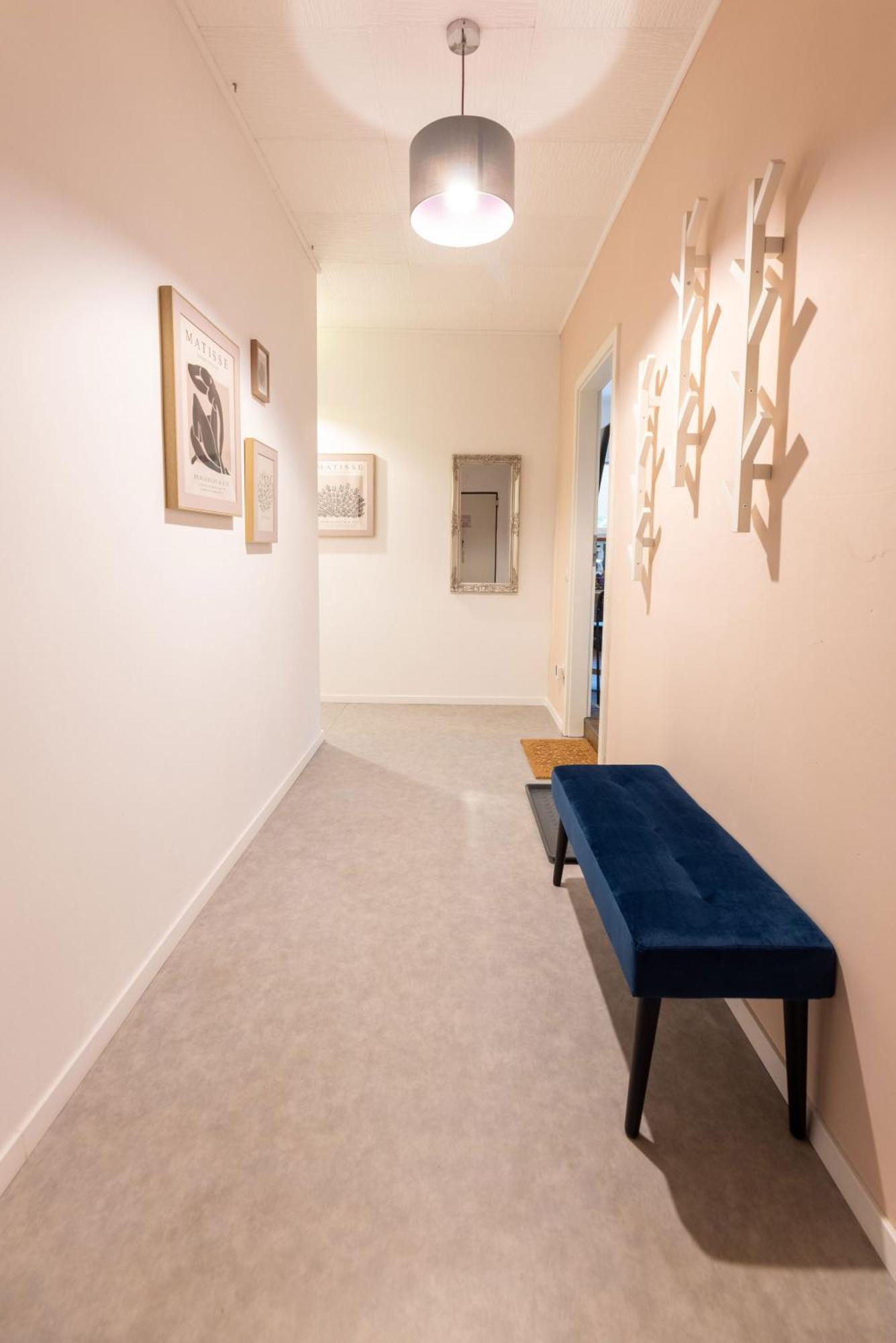 Ideal Fuer Kurze Aufenthalte - Gemuetliches 1-Zimmer-Apartment Adelsdorf Εξωτερικό φωτογραφία