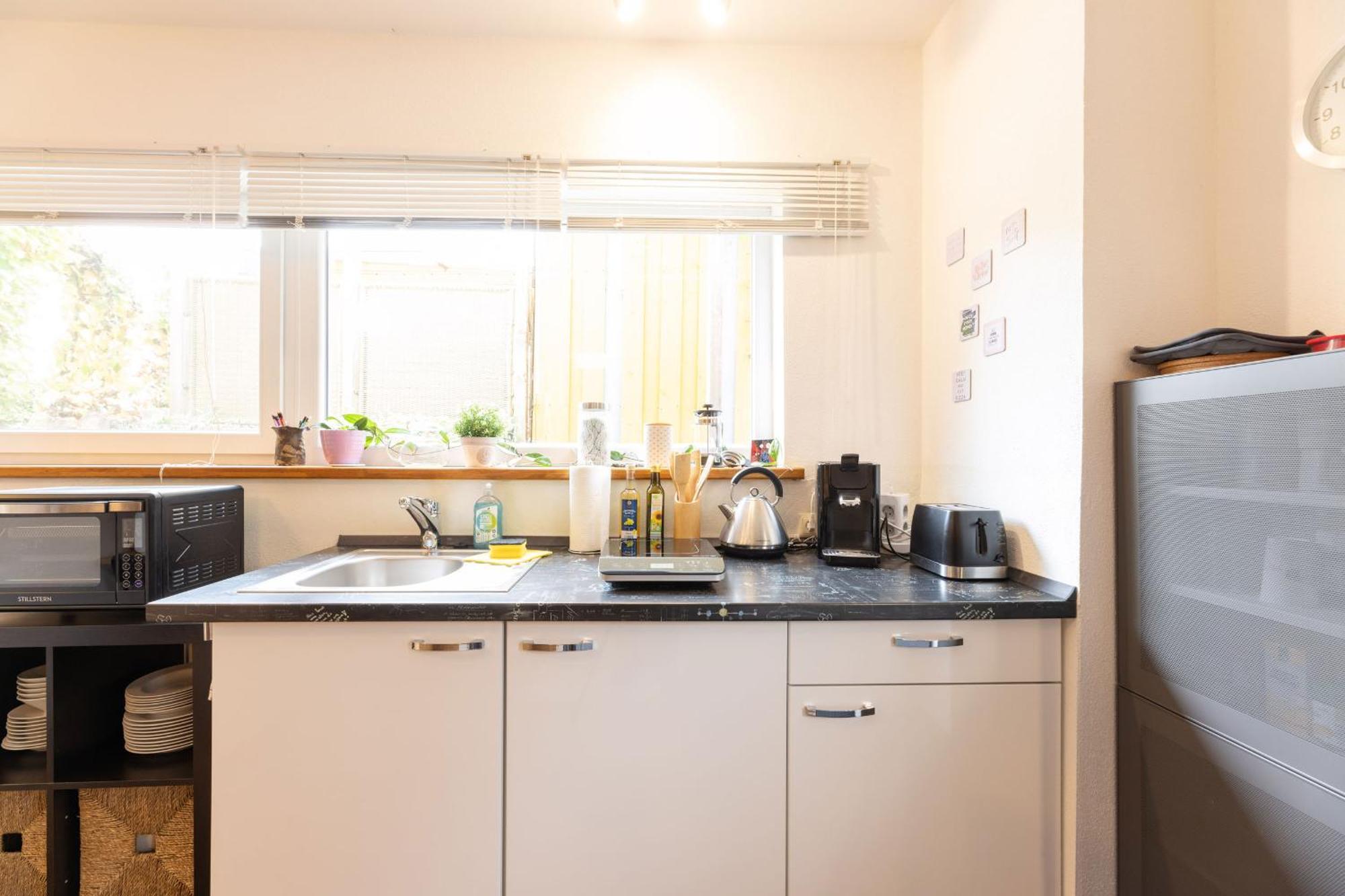 Ideal Fuer Kurze Aufenthalte - Gemuetliches 1-Zimmer-Apartment Adelsdorf Εξωτερικό φωτογραφία