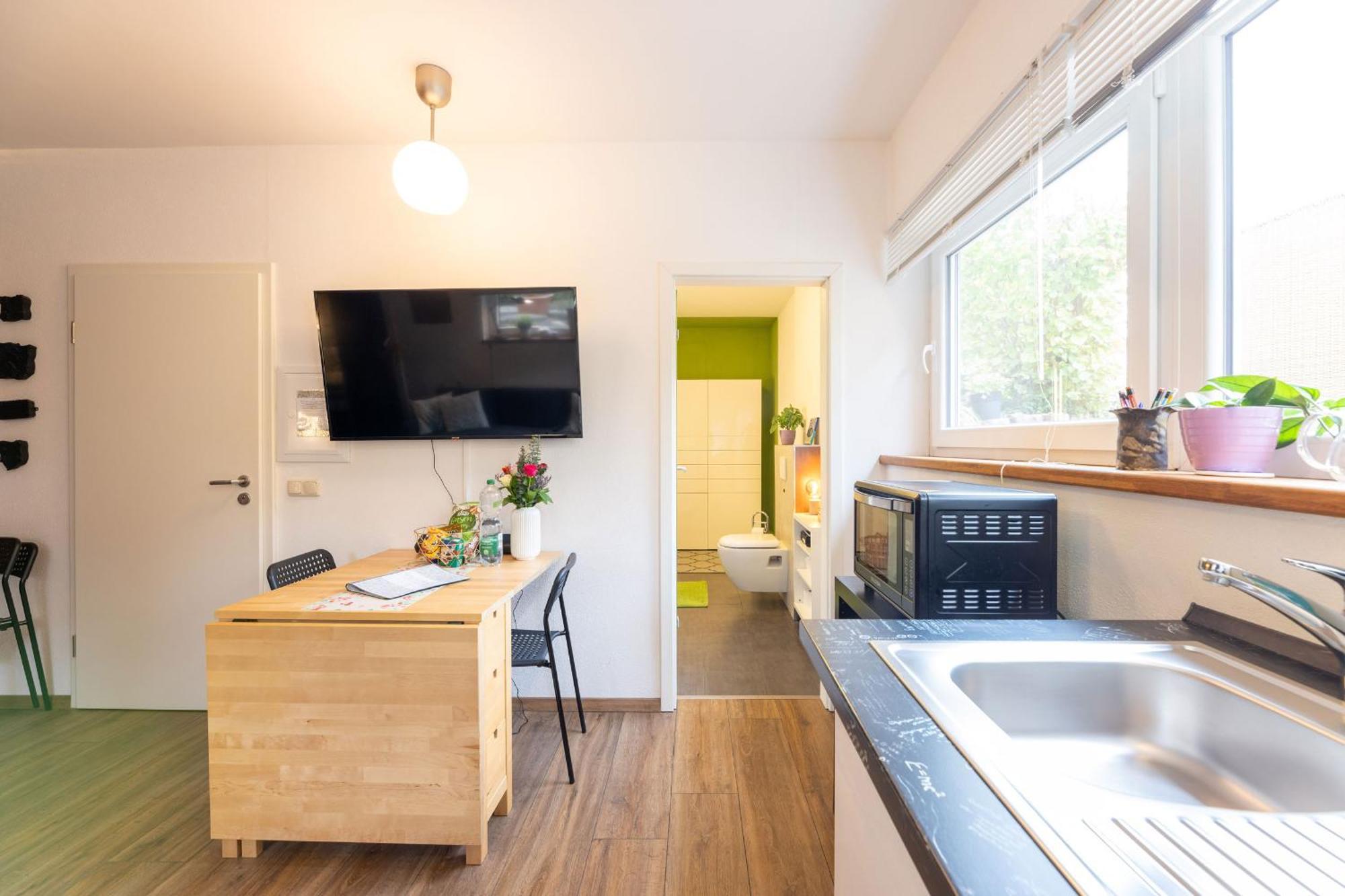 Ideal Fuer Kurze Aufenthalte - Gemuetliches 1-Zimmer-Apartment Adelsdorf Εξωτερικό φωτογραφία